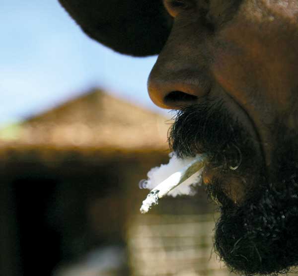 COMIDA ESCASSA – Efeitos da seca levam agonia às famílias de Milhã