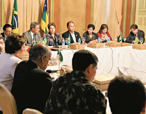 AJUDA EMERGENCIAL – Governo superou reivindicações dos Estados com “Bolsa Estiagem”