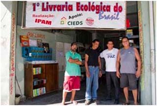 UMA LATA POR UM LIVRO!