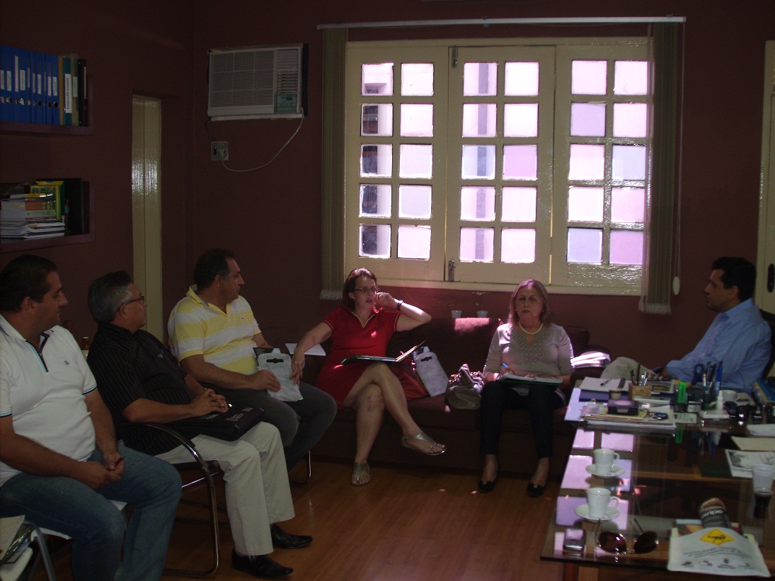 Comissão do II ENECOB se reúne em Crato