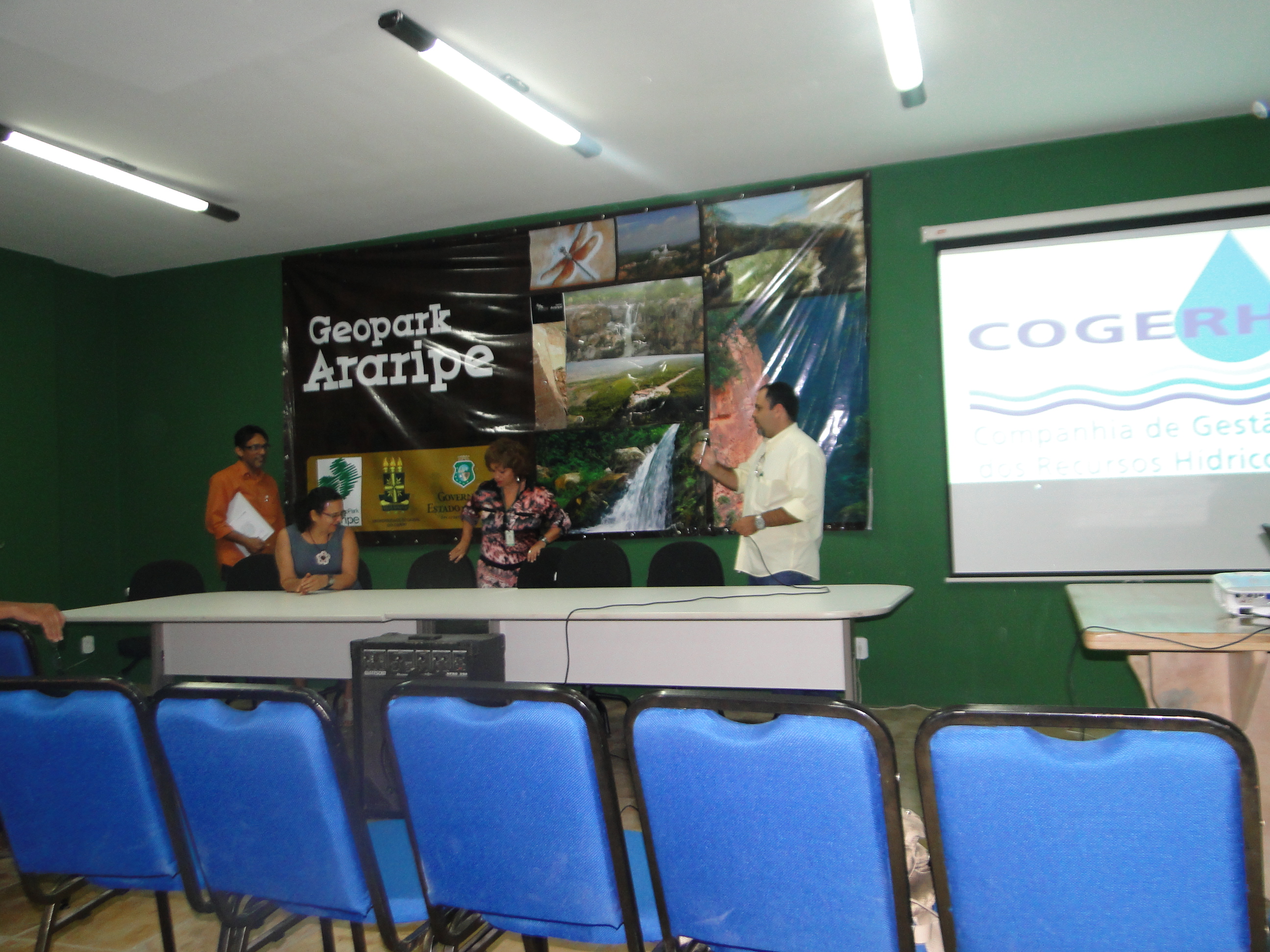 COGERH e CSBH SALGADO REALIZAM PALESTRA