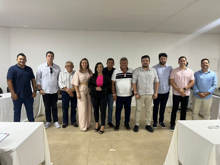 Em Aquiraz, Fórum Cearense de Comitês de Bacias Hidrográficas debate gestão dos recursos hídricos