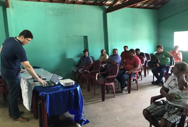 Comitê do Salgado e Cogerh discutem preservação das águas com usuários da Fonte Céu