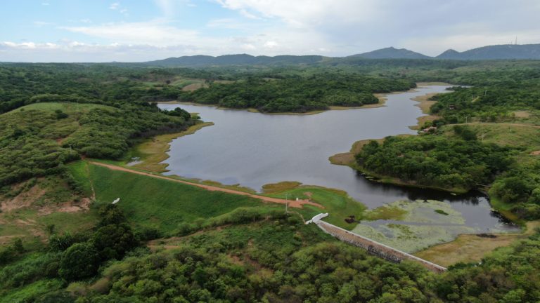 Comitê do Salgado e usuários do Açude Tatajuba avaliam a operação 2024.2 do reservatório, em Icó
